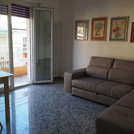 Casa Chiara Apartment ซัน เบเนเดตโต เดล ตรอนโต ภายนอก รูปภาพ